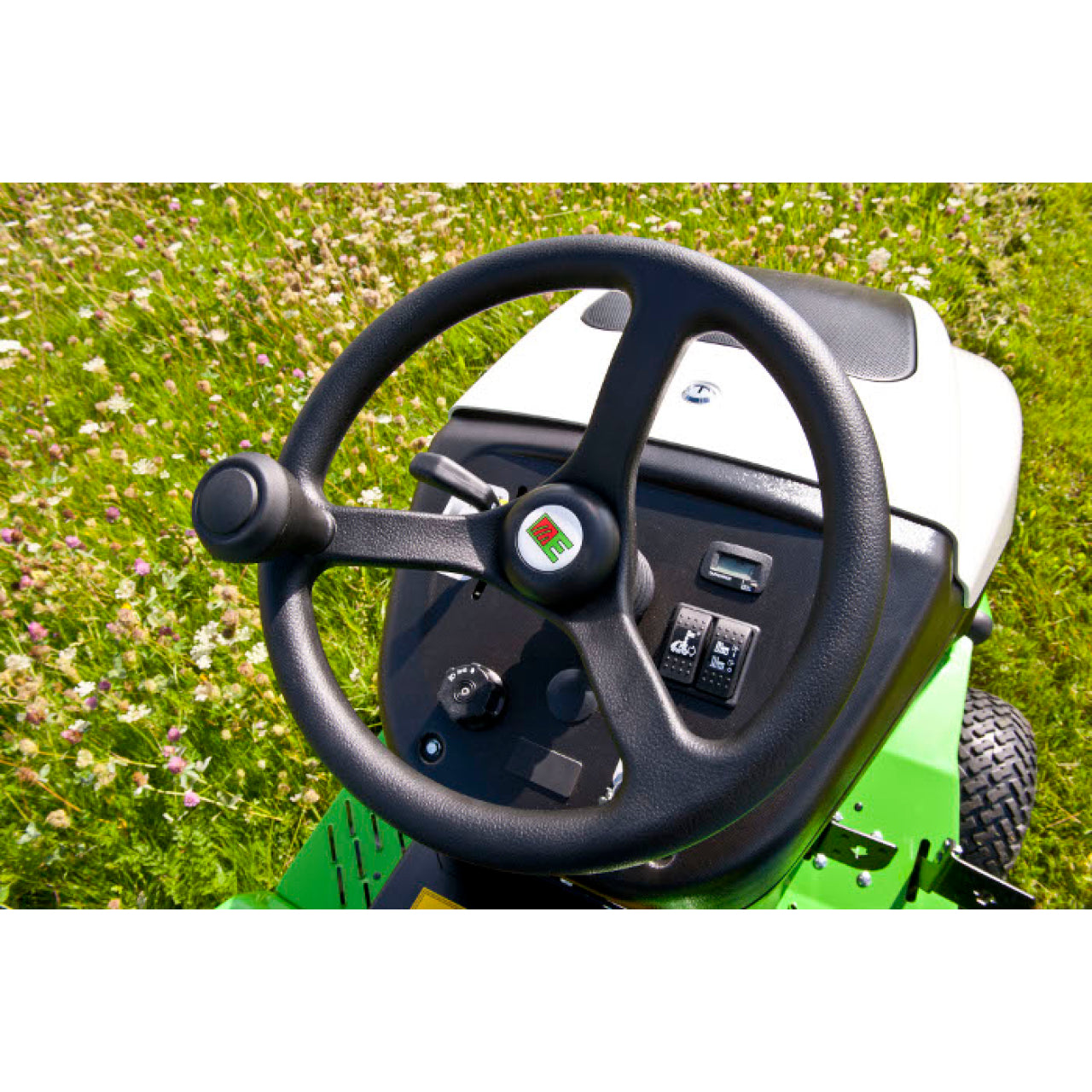 24556-4_Etesia_MKEHH