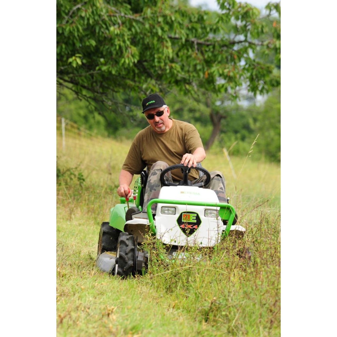 24588-5_Etesia_AV98X