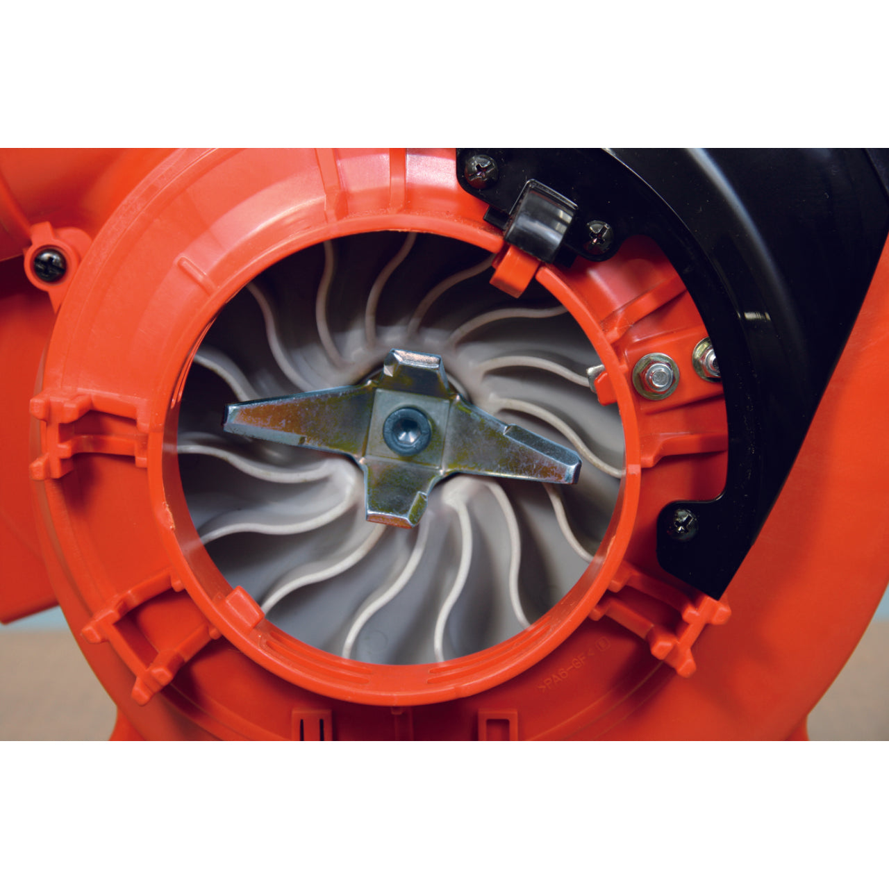 31765-1_Echo_ES255ESNASS